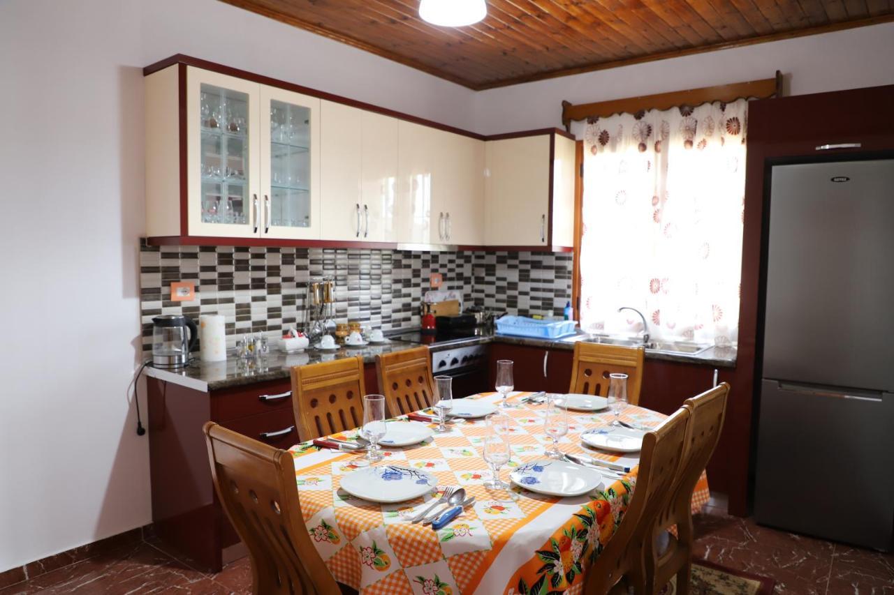 Villa Rexho Berat Exterior photo
